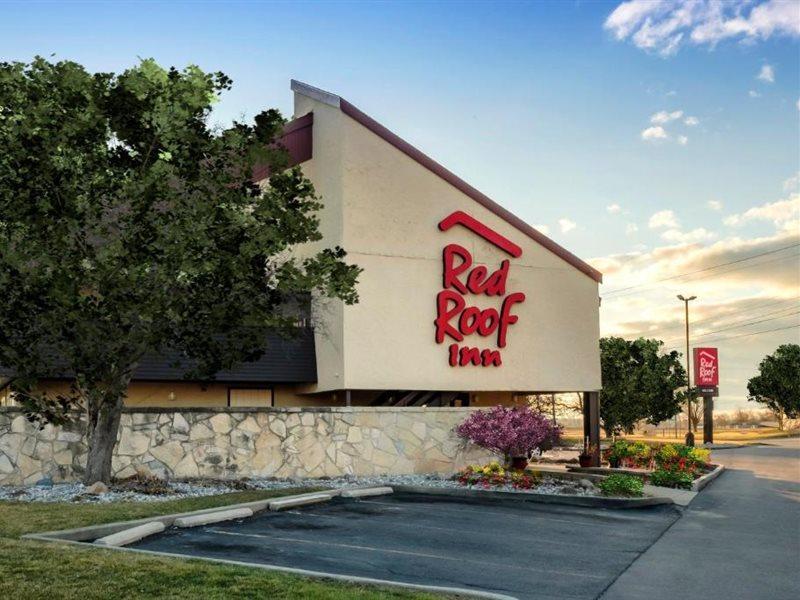 Red Roof Inn Lansing East - Msu Экстерьер фото