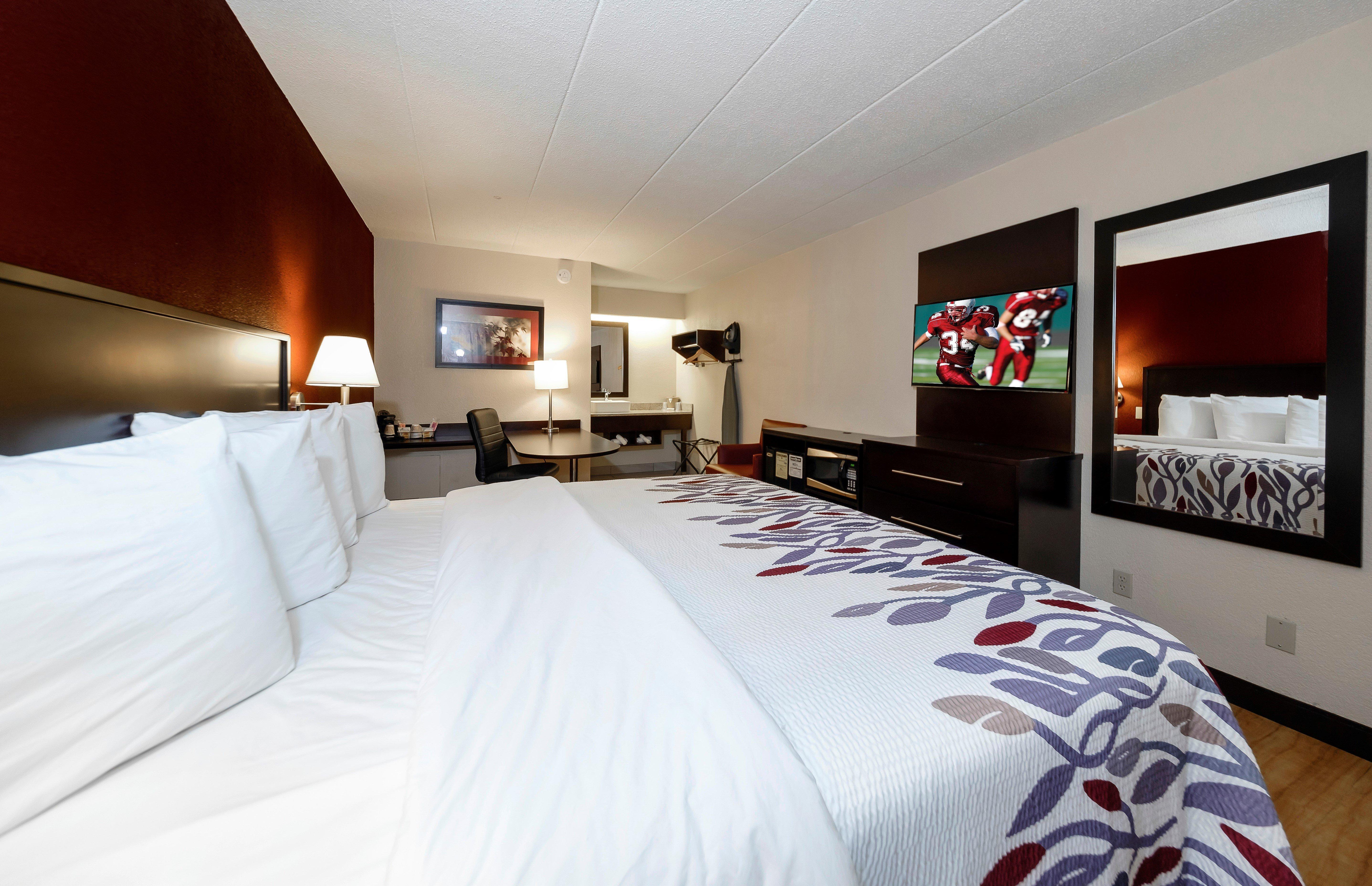 Red Roof Inn Lansing East - Msu Экстерьер фото