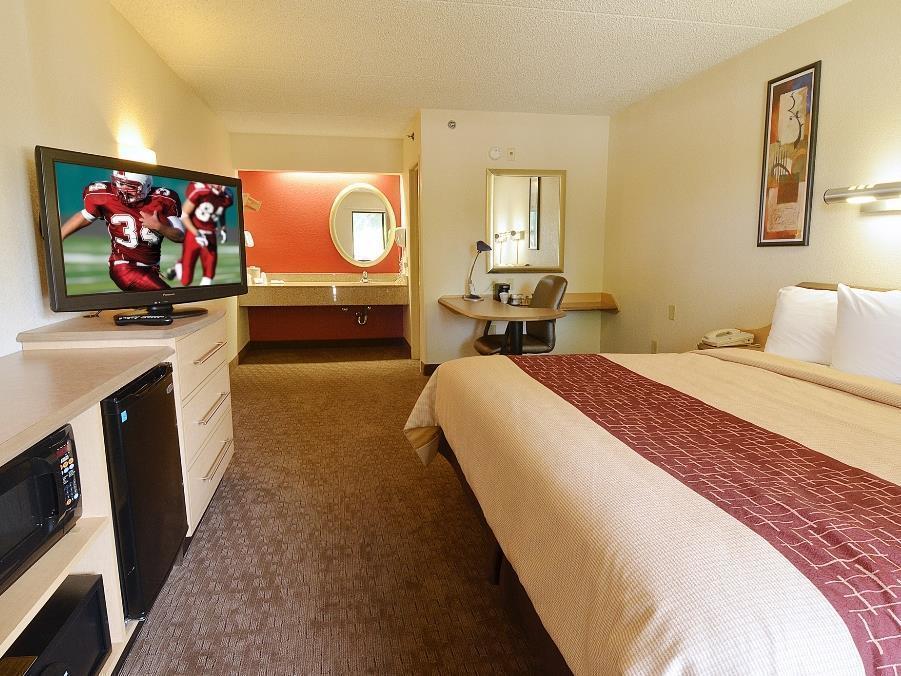 Red Roof Inn Lansing East - Msu Экстерьер фото